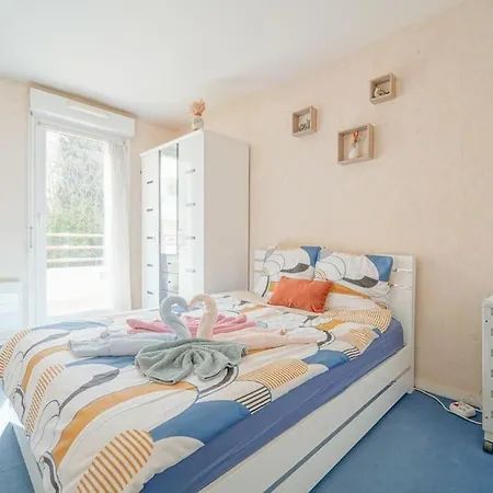 Apartmán Spacious 1br With Great Balcony