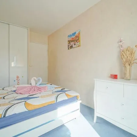 Apartmán Spacious 1br With Great Balcony Saint-Denis (Seine-Saint-Denis)